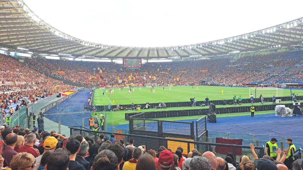 immagini dello stadio olimpico per roma fiorentina